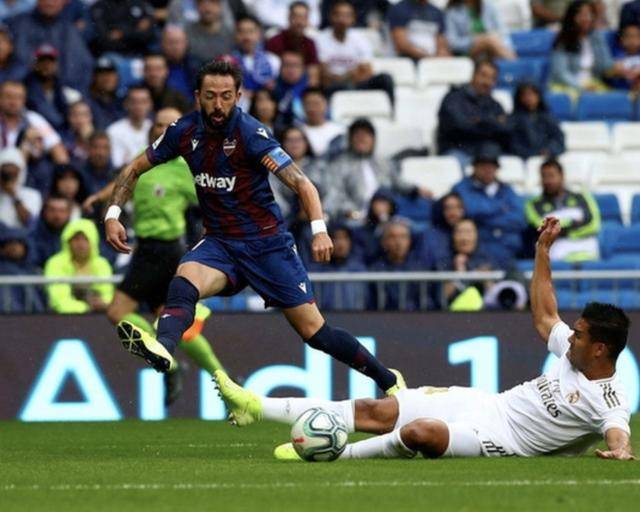  罗马客场惨败暴露防线致命隐患  